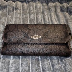 Long Coach wallet & checkbook insert